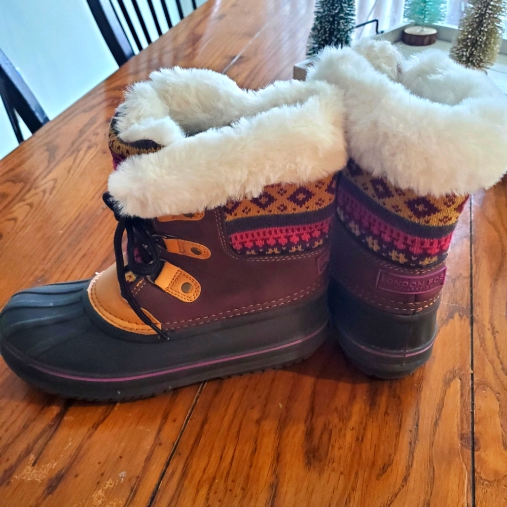 Girls Size 3 London Fog Winter Boots
